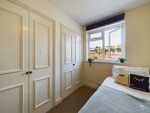 single room - click for photo gallery